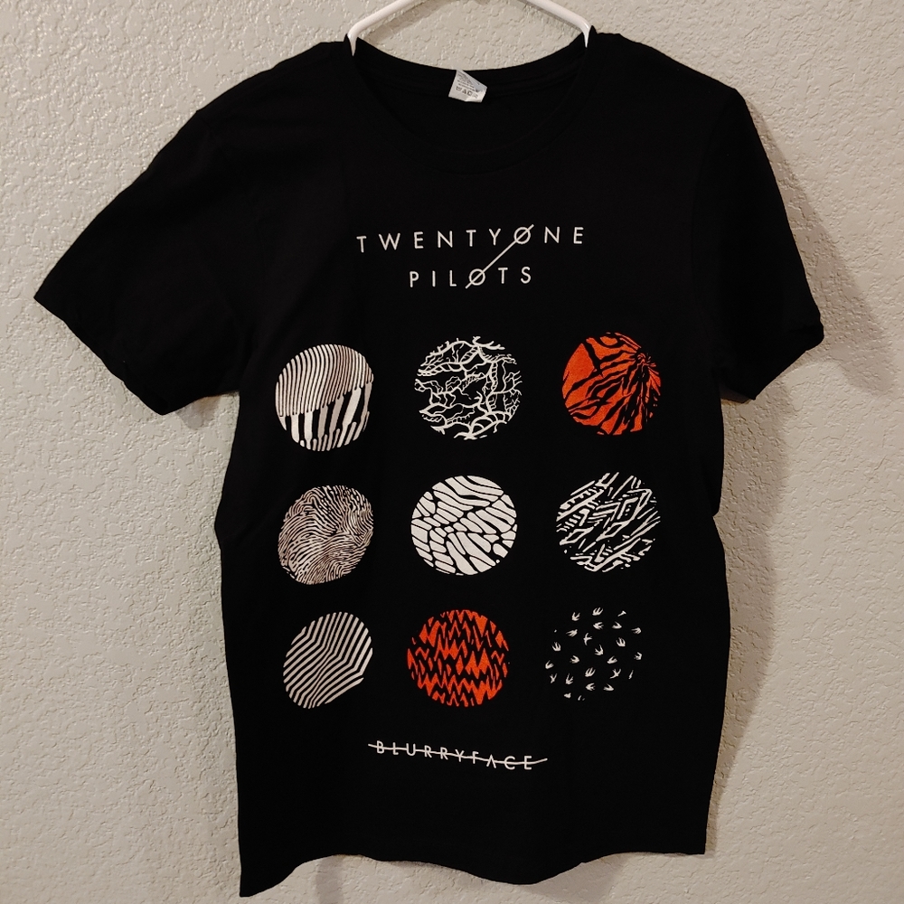 Twenty One Pilots T-shirt size small